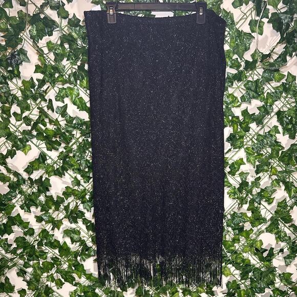 Vintage black fringe crocheted - Picture 1 of 4